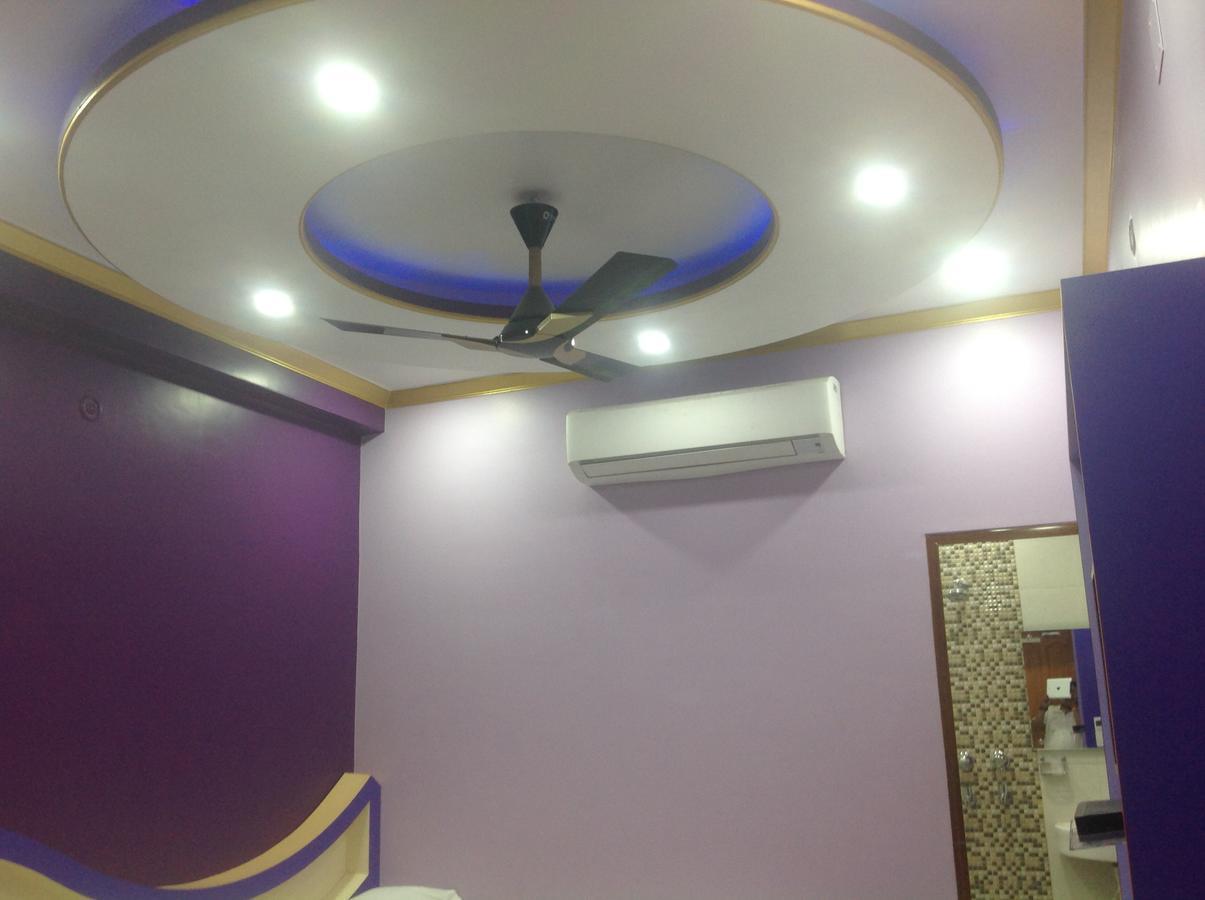 Balaji Palace Varanasi Ngoại thất bức ảnh