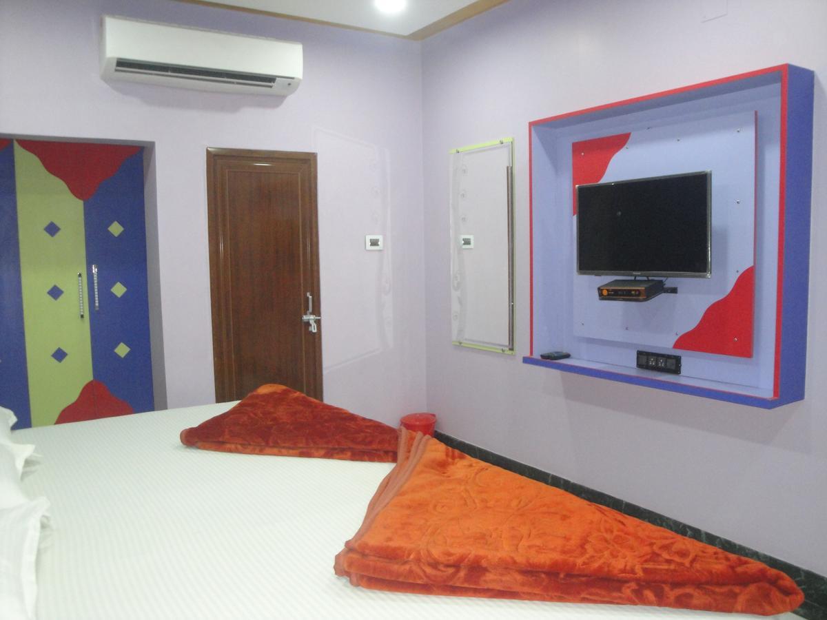 Balaji Palace Varanasi Ngoại thất bức ảnh